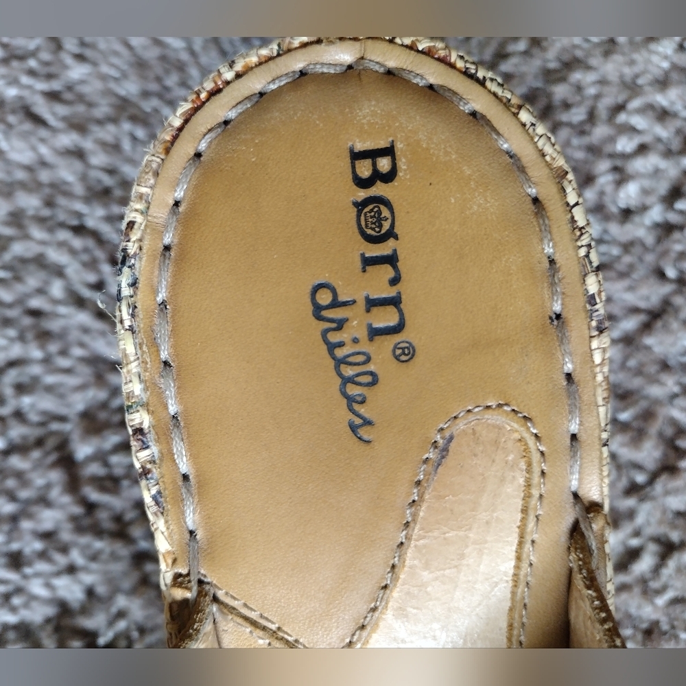 Born Drilles Woven Wedge Heel Tan Sandal Mules Size 9 - Picture 7 of 7